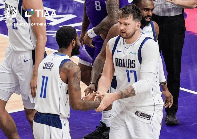 NBA豪门球队完美斩获胜利，球迷欢欣鼓舞
