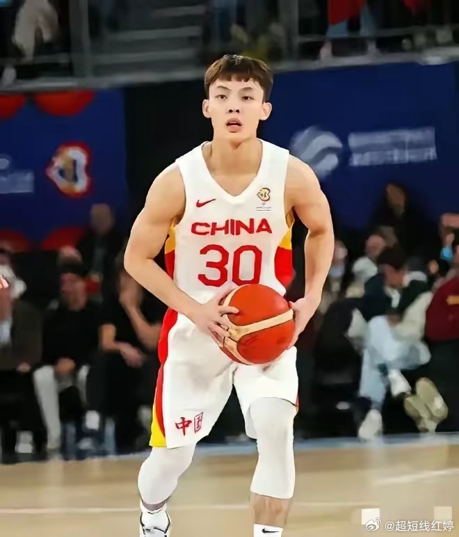 福建队球员受伤，战绩持续下滑难以挽回