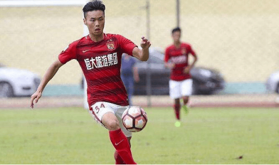 国安镇守主场，幸运获胜，巩固榜首位置